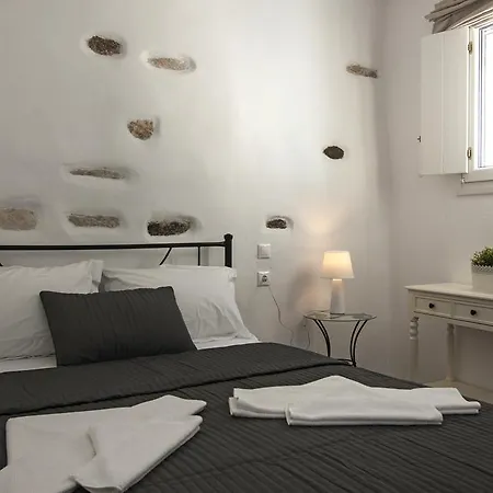 Portes View House * Páros